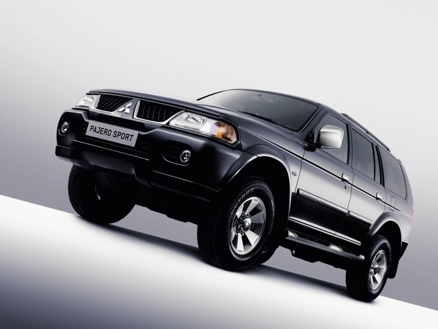  Mitsubishi Pajero Sport 2005 года  (фото 13 из 18)